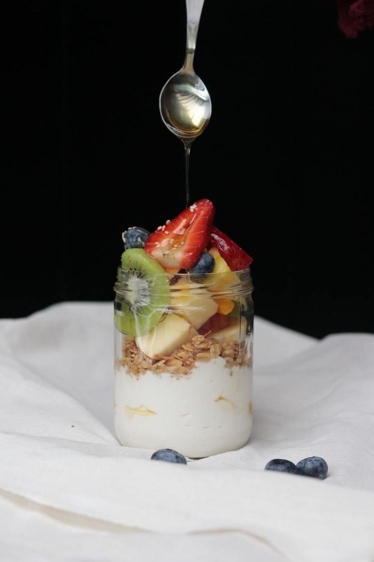 Strawberry Kiwi Yogurt Parfait with Honey Oats Recipe